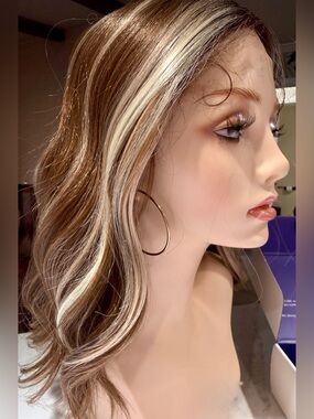 HAIR, 16” Wavy Bob, Center Part, Lace Front Medium Brown Blonde Highlights